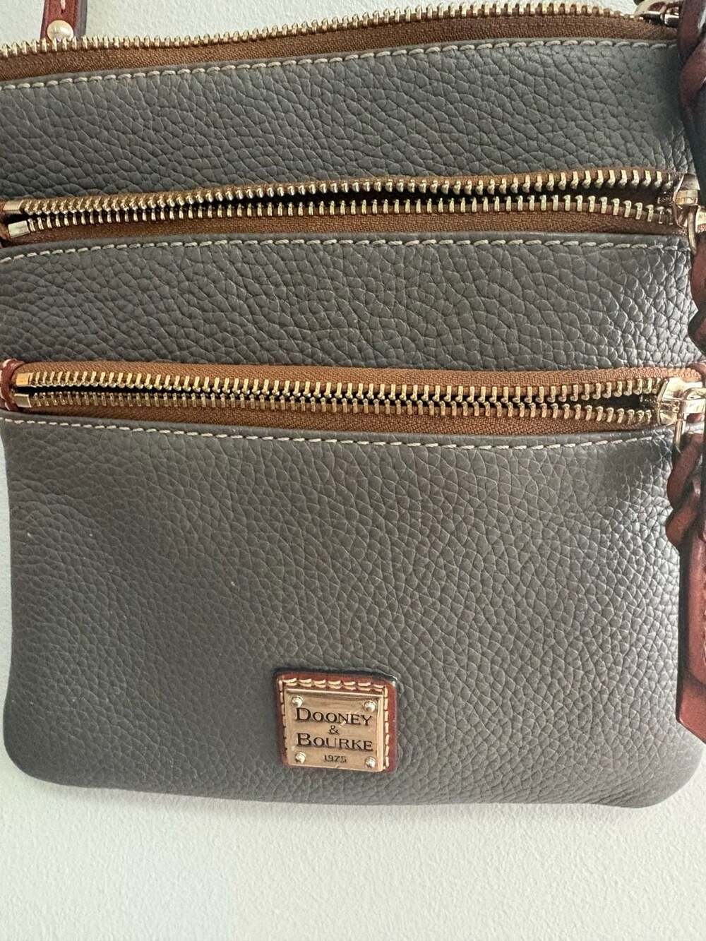 Dooney & Bourke Pebble Grain Triple Zip Crossbody Bag, Grey - Picture 2 of 6